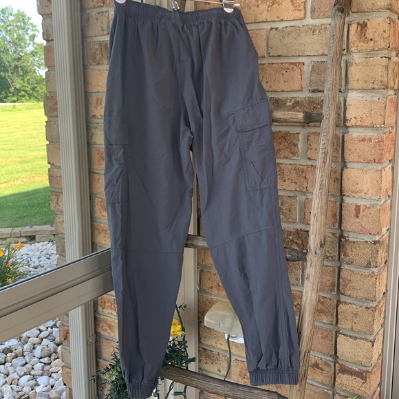 Calia XS Gray Cargo Pants with Elastic Waistband and Relaxed Fit - Picture 4 of 6